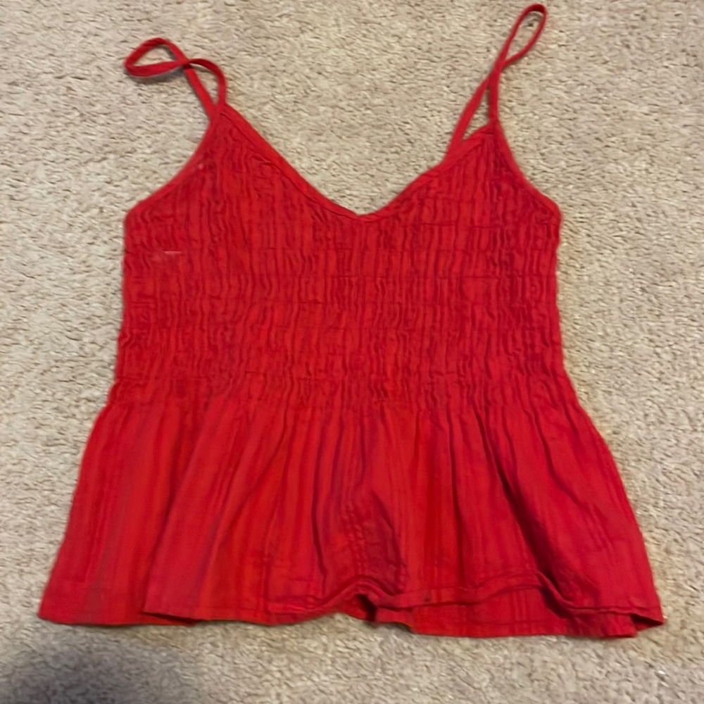 Red shirt kinda cropped